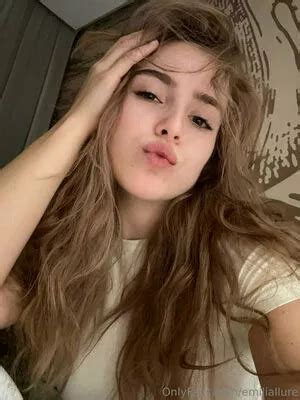 Emiliallure Free Onlyfans 160 Nude Leaked Pictures